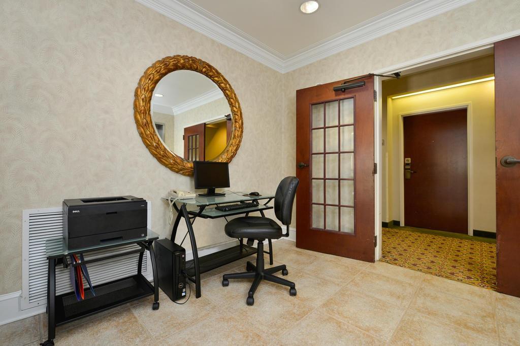 Comfort Suites Myrtle Beach Central Eksteriør bilde